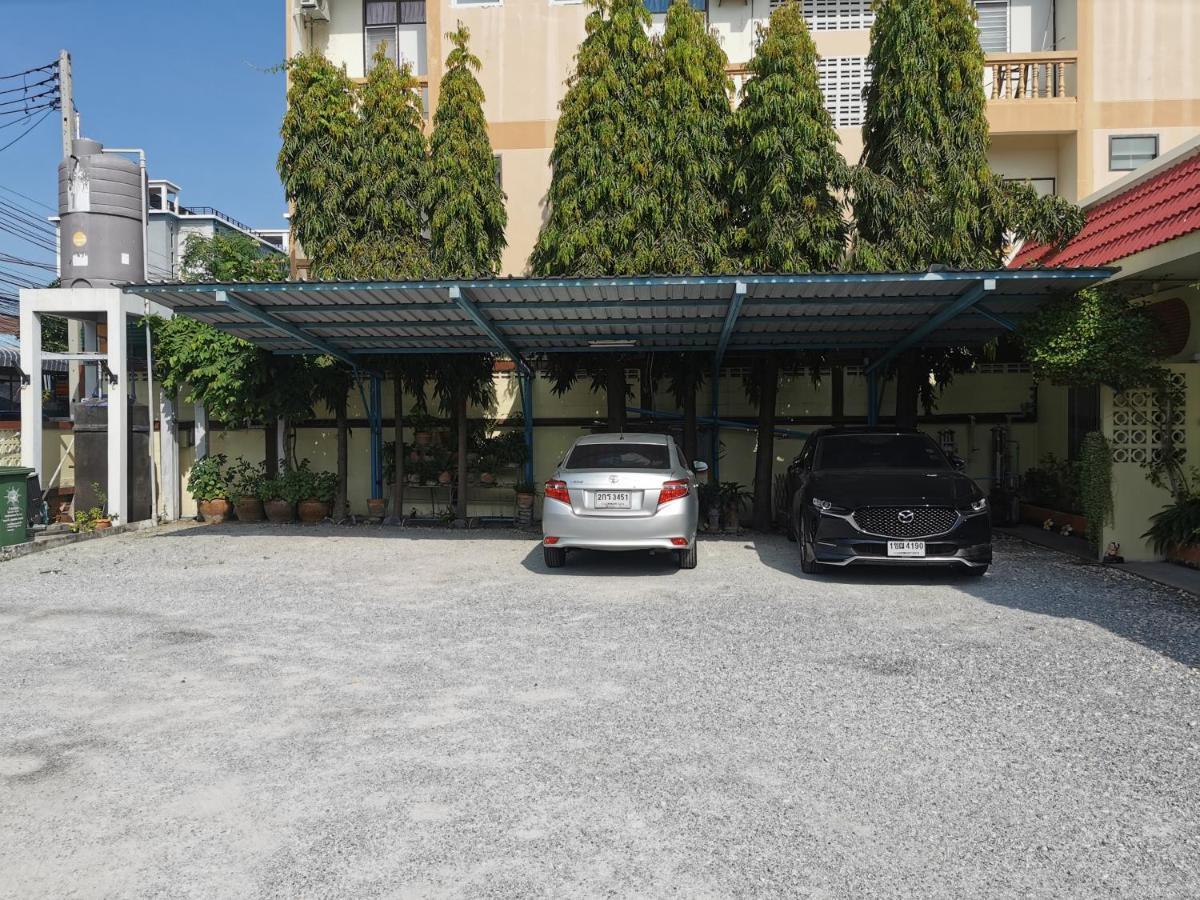 ซามีญา เกสท์เฮาส์ Hotel บางแสน ภายนอก รูปภาพ